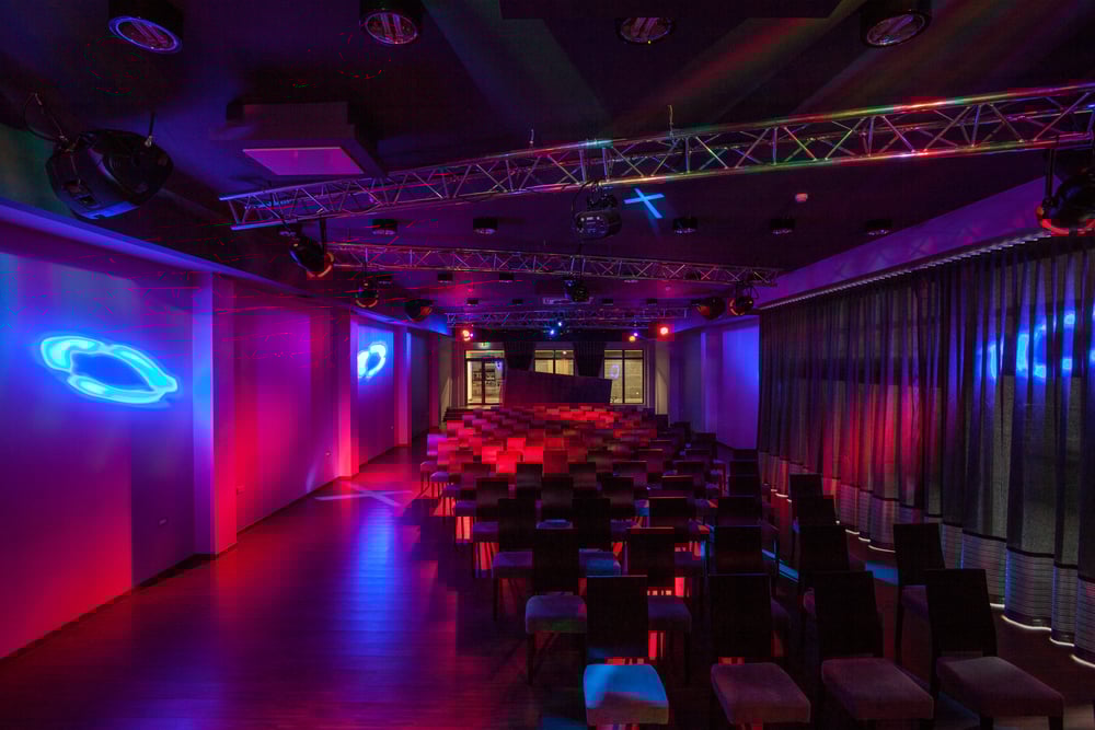 Woodland hotel - dark illuminated modern interior