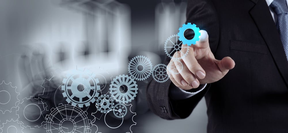 businessman hand draws gear to success concept-1
